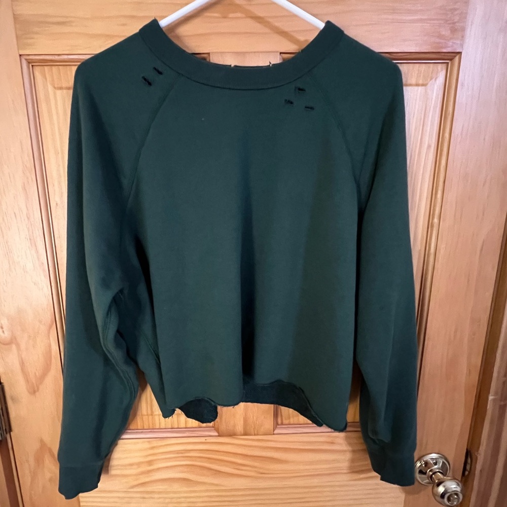 Aerie Women’s Size Medium Cropped Sunday Soft Distressed Crewneck Sweatshirt